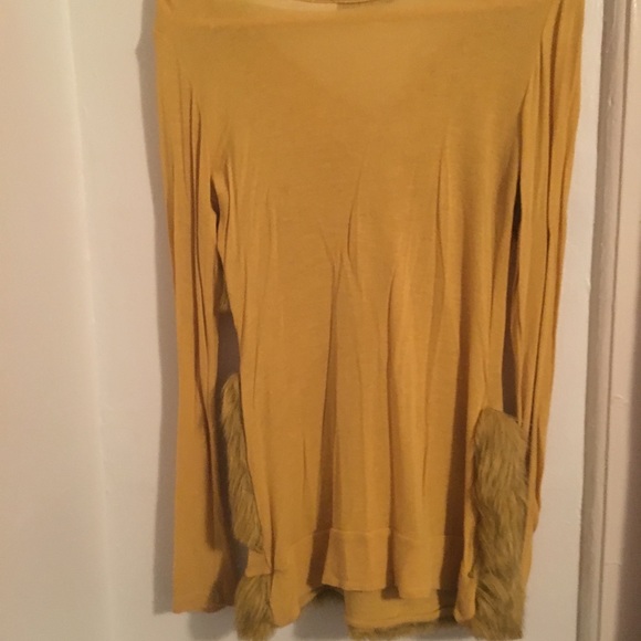 Shirt - Picture 2 of 2